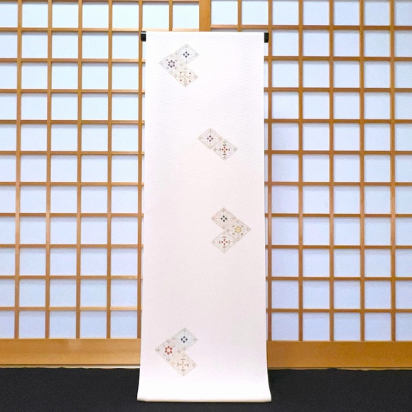 菱飛び更紗　小紋着尺