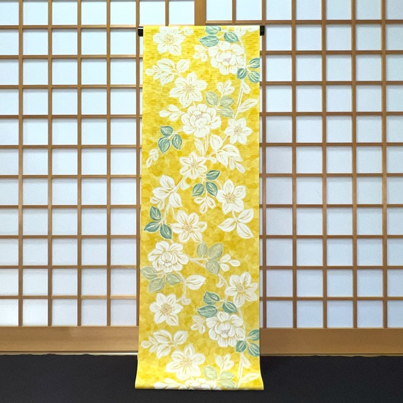 鉄線と牡丹(黄地)　小紋着尺