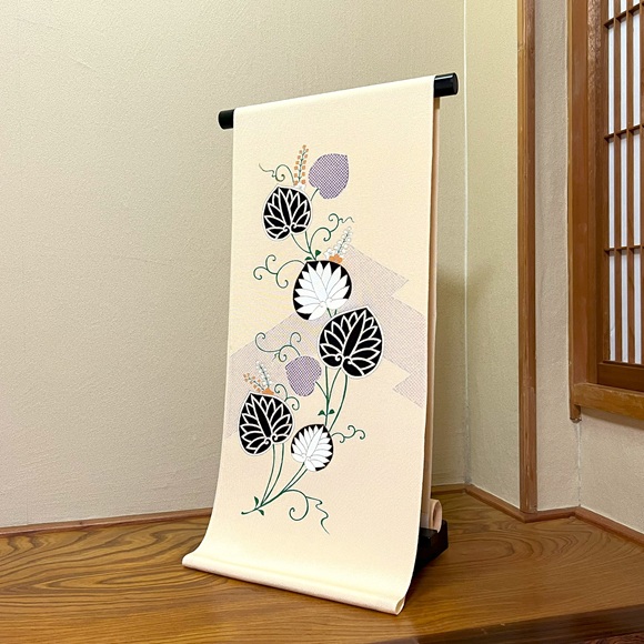 葵に疋田松皮菱(黄色地)　九寸名古屋帯