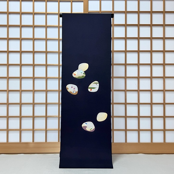 手刺繍貝取方　付下げ着尺