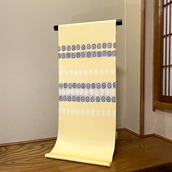 いちご段　九寸名古屋帯