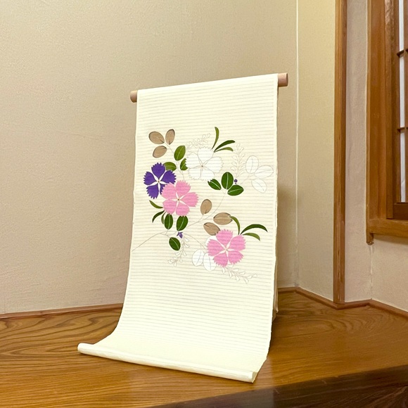 なでしこ(薄黄地)　絽ちりめん九寸名古屋帯