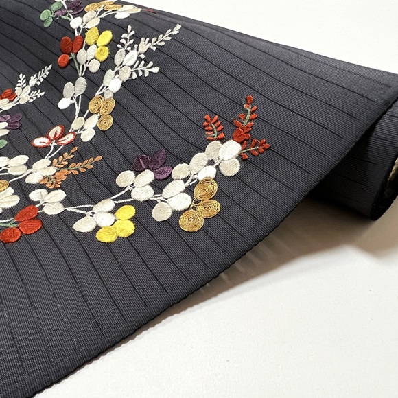 京呉服 塚本 / 有職萩 絽夏刺繍九寸名古屋帯