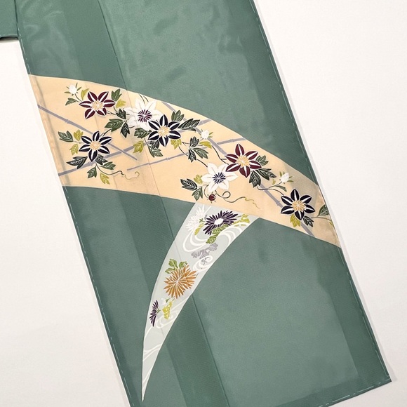 京呉服 塚本 / 取方に草花 絽夏付下げ着物