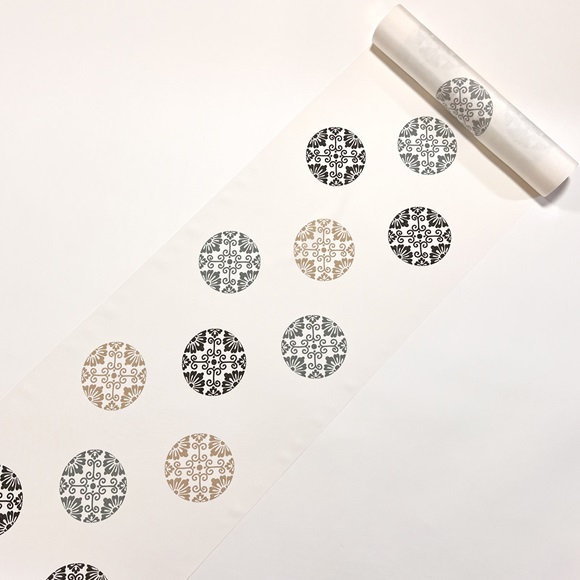 有職文（白地）　長襦袢